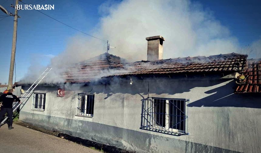 Mustafakemalpaşa’da Ev Yangını