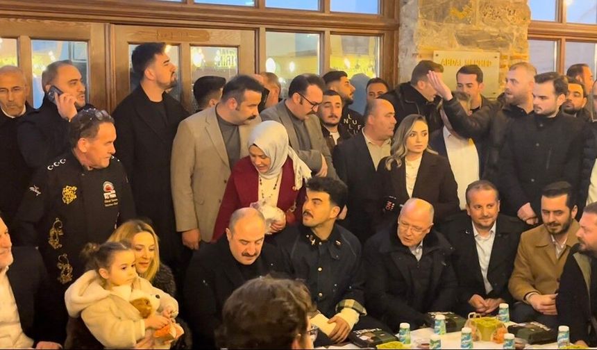 Varank Bursa’da Sahurda Vatandaşlarla Buluştu