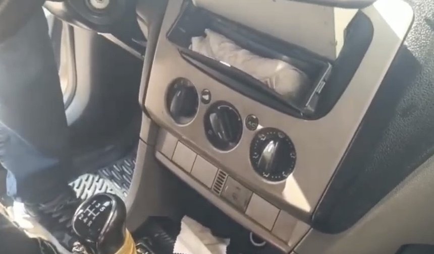 Zula Yöntemiyle Gizlenen Yasaklı Madde Ele Geçirildi