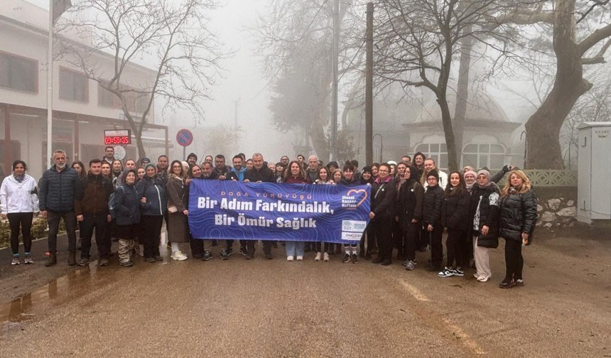 Nilüfer’de Kanser Haftasına Doğa Yürüyüşü