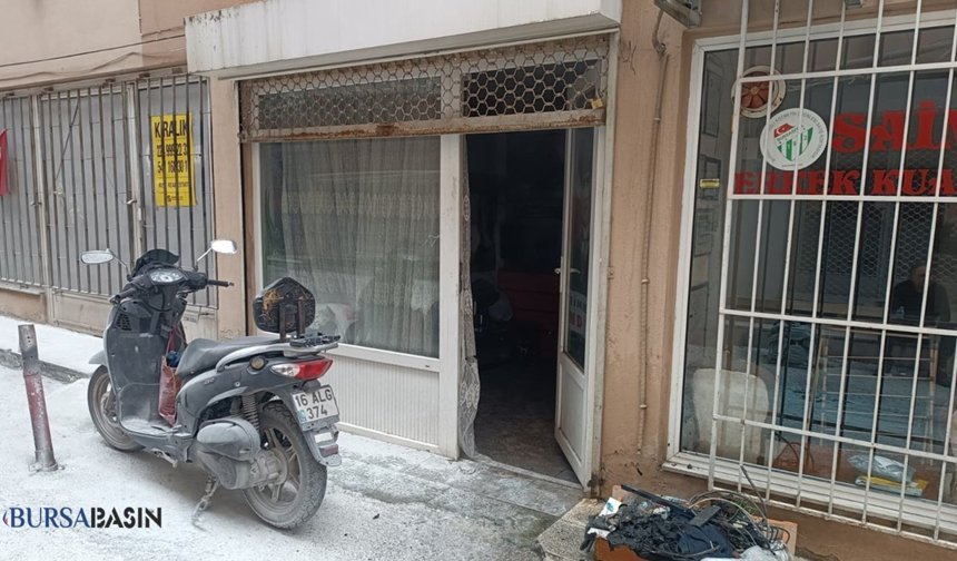 Bursa’da Jeneratör Alev Aldı! Tamirhanede Panik