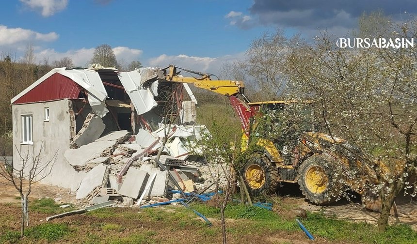 İnegöl’de Kaçak Yapıya Geçit Yok: 142 Yıkım