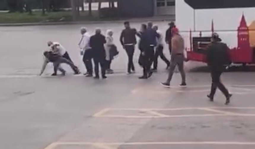 Bursa Terminalinde Yolcu-Şoför Kavgası
