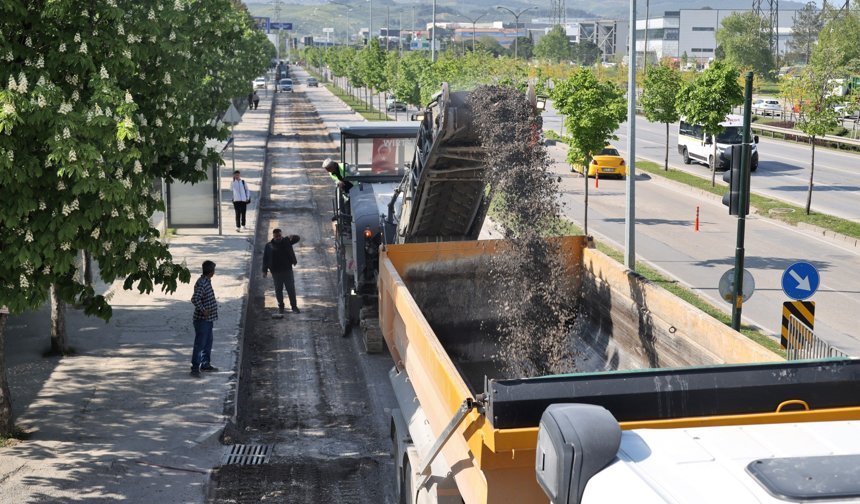 Bursa’da Terminal Yoluna Asfalt Yenileme