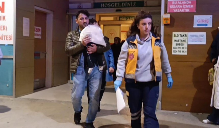 İnegöl’de 1 Yaşındaki Bebek Merdivenden Düştü