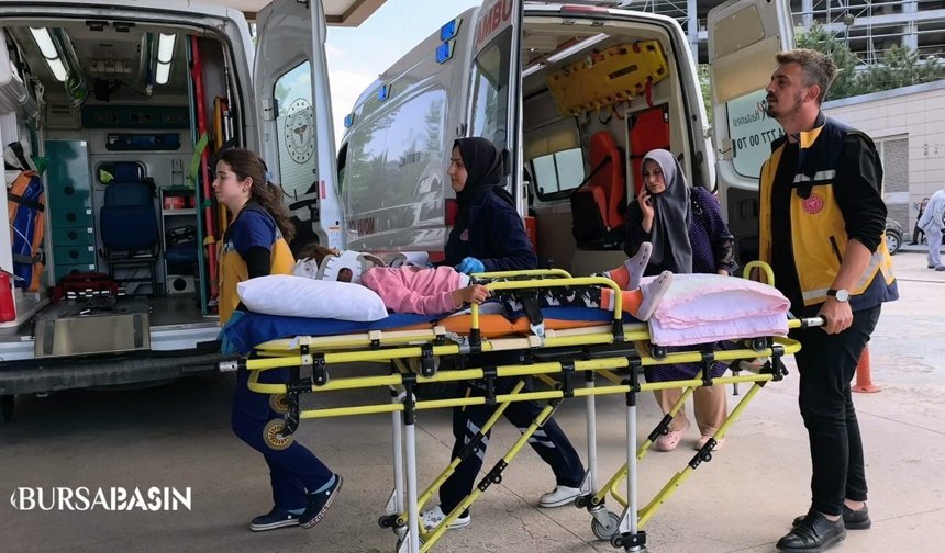 İnegöl’de Balkonda Oynayan Çocuğa Mermer Düştü