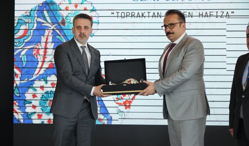 Bursa’da Anadolu Seramik Kültürü Sempozyumu Başladı