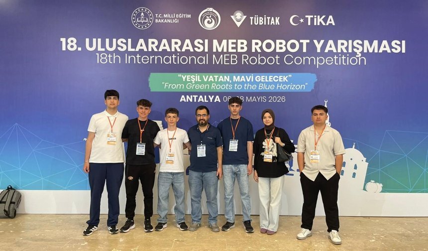 Bursalı Öğrenciler Robot Yarışmasında Türkiye 4’üncüsü