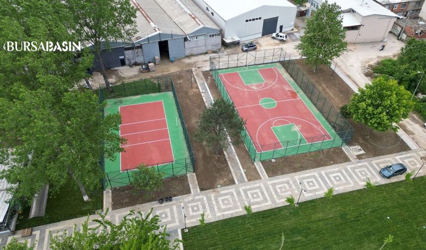 Bursa’da Mahalle Parkı Baştan Yenileniyor