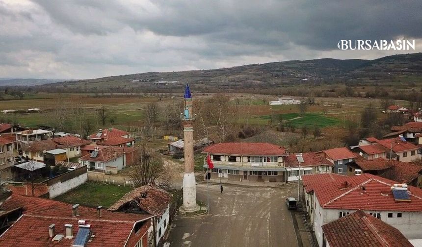 İnegöl’de Camisiz Minare Yıllara Meydan Okuyor