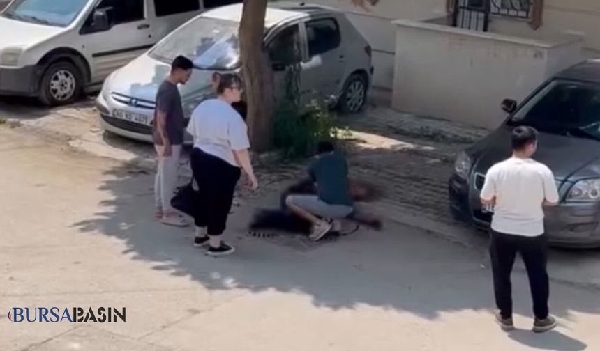 Bursa’da Kardeş Kavgası: İki Kişi Bıçaklandı