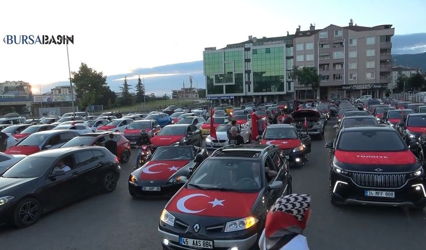 Bursa'da A Milli Takım Coşkusu Sokaklara Taştı