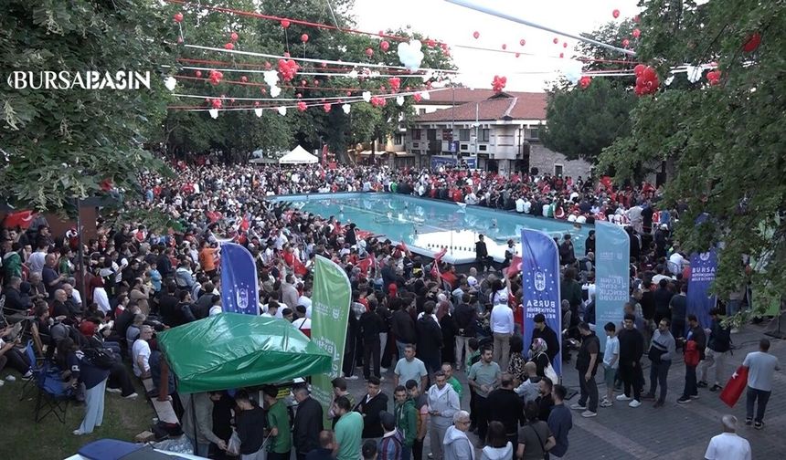 Bursa’da Dev Ekranlarda Dünya Kupası Heyecanı Hüzne Dönüştü