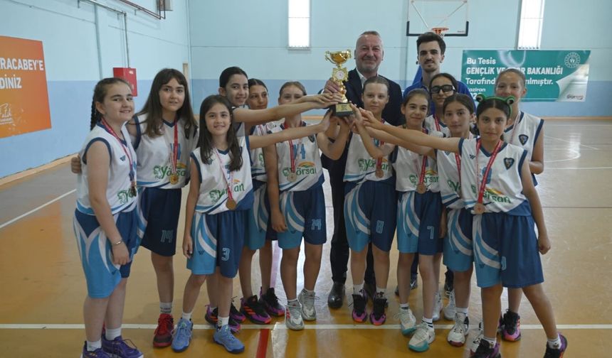 Karacabey'in Minik Sultanlarından Gururlandıran Başarı