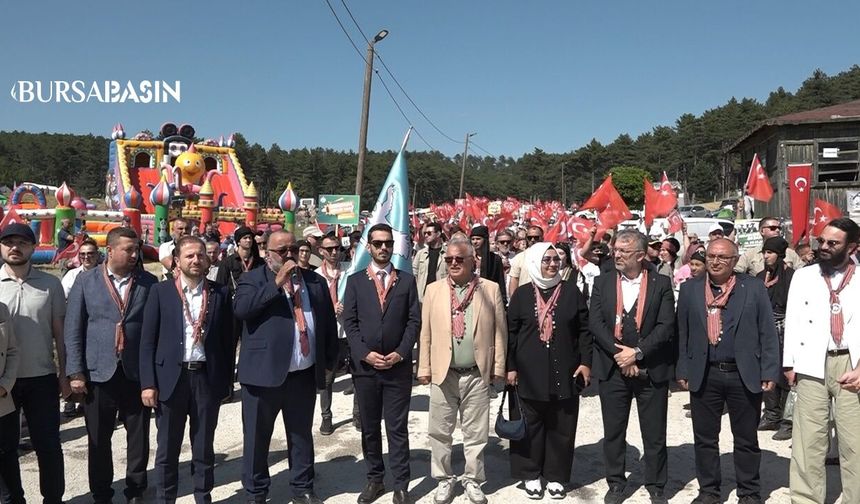 Büyükorhan'da 30 Bin Kişi Giresun Kültüründe Buluştu