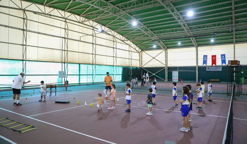 Bursa Yaz Spor Okulları'nda ilk Dönem Tamamlandı