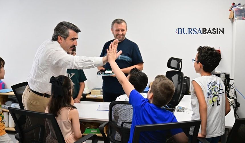 Yıldırım'da 569 Çocuk Yaz Tatilini Bilimle Geçiriyor