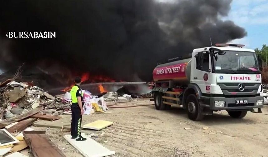 Orhangazi’de Geri Dönüşüm Tesisinde Yangın Çıktı