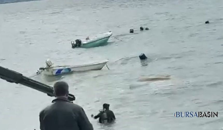 Gemlik ve Kumla’da Batan Tekneler Vinçle Çıkarılıyor